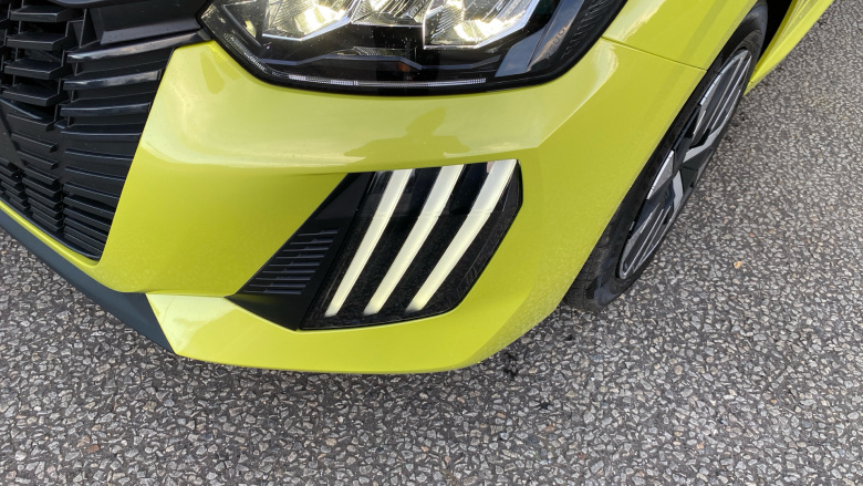 Peugeot 208 1.2 PureTech 100 Style 5dr Petrol Hatchback